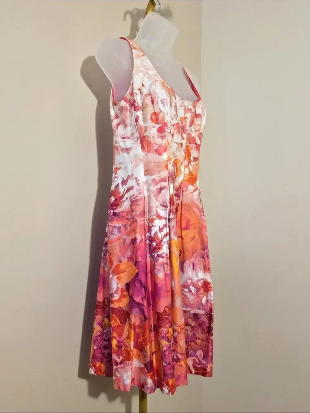 Nine West Fit and Flare Pink Floral Spring Dress sz 6